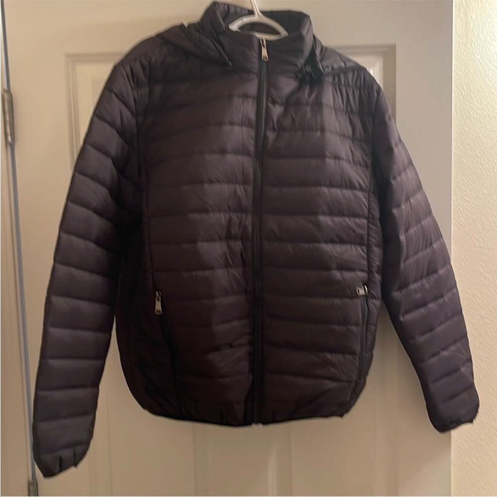 NWT Ruxen Men’s Italian Down Puffer Jacket. Size: LG